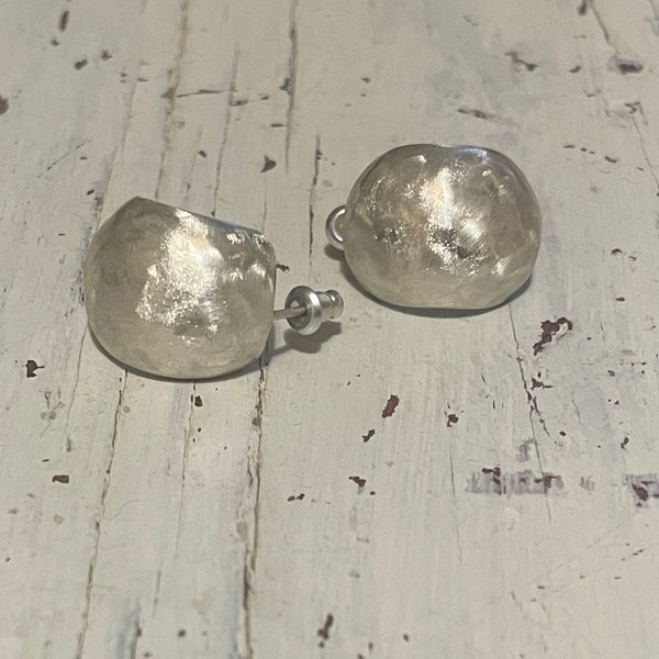 Concave earrings
