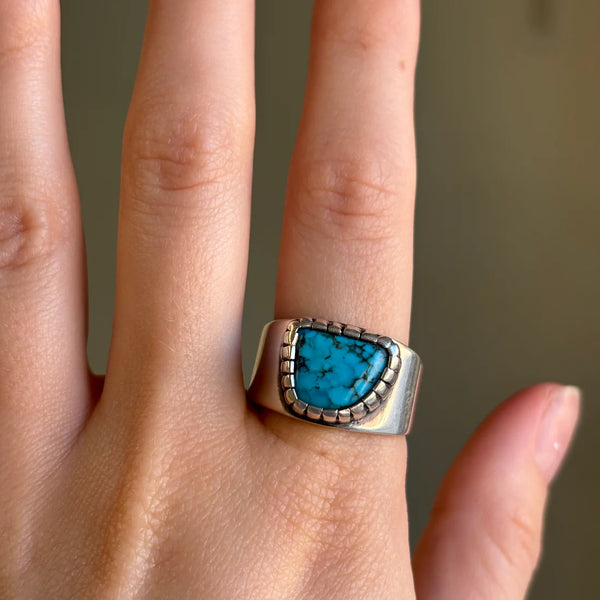TURQUOISE CASTELLATED RING