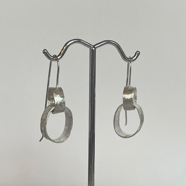 2 link silver earrings