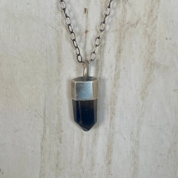 RAW SMOKEY QUARTZ PENDANT