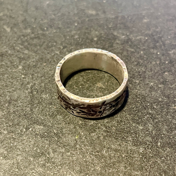 THICK ORGANIC TEXTURED RING